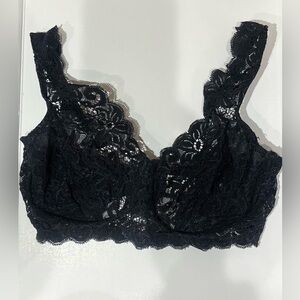 NWOT HANRO Black Lace Soft-Cup Bra — Size 70D (32D US)